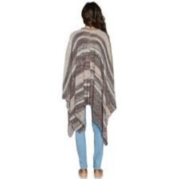Free People big trail poncho - Picture 5 of 8